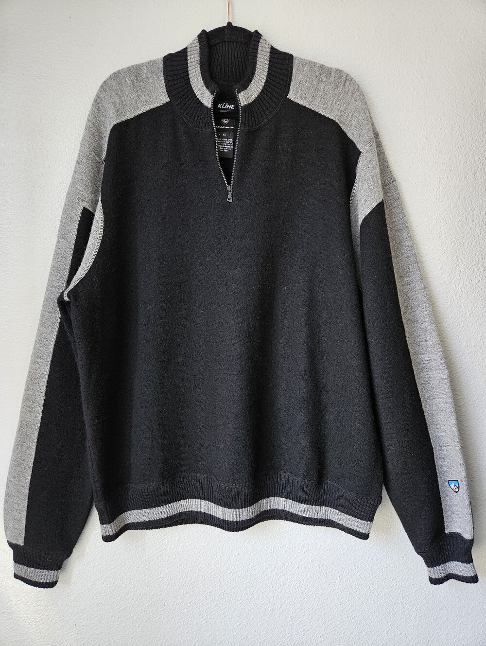 Kuhl Quarter Zip Merino Wool Knit Sweater Size XLarge In Black Grey Combo